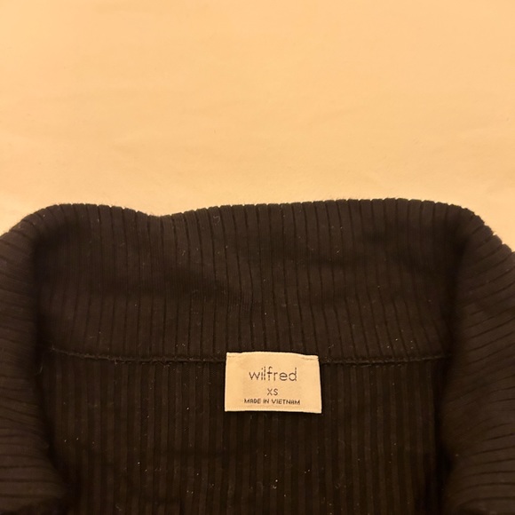 Aritzia babaton button down collared bodysuit - Picture 2 of 3